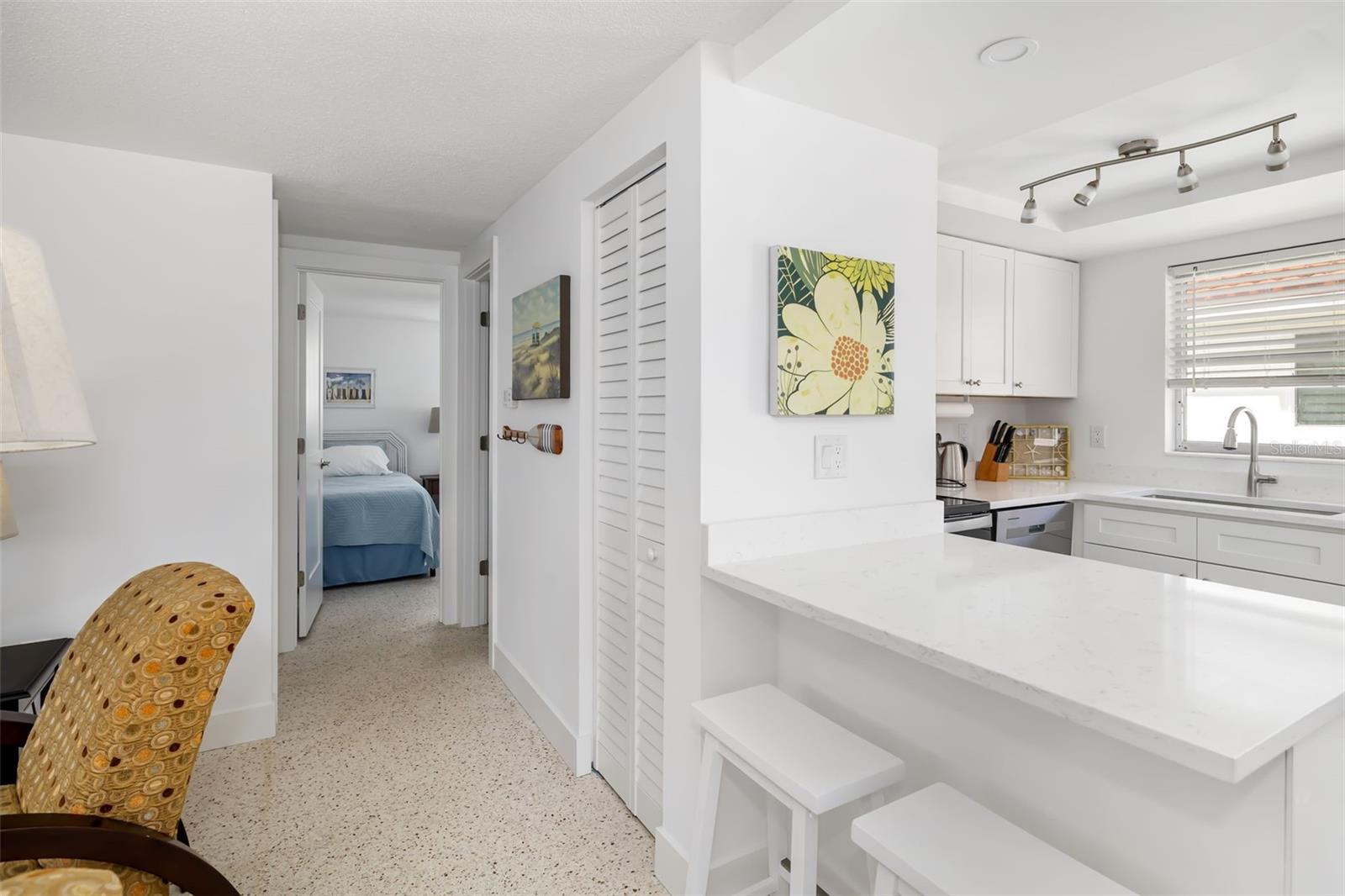CASA BLANCA VILLAS - Residential