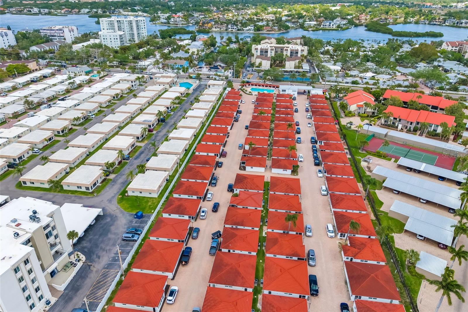 CASA BLANCA VILLAS - Residential