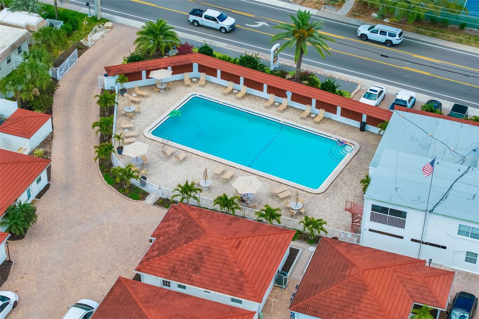 CASA BLANCA VILLAS - Residential