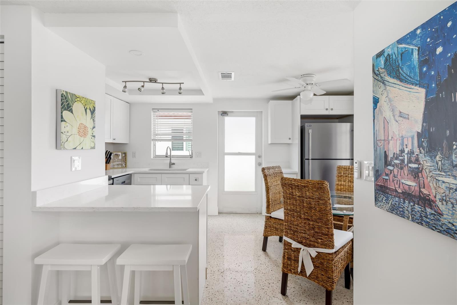 CASA BLANCA VILLAS - Residential