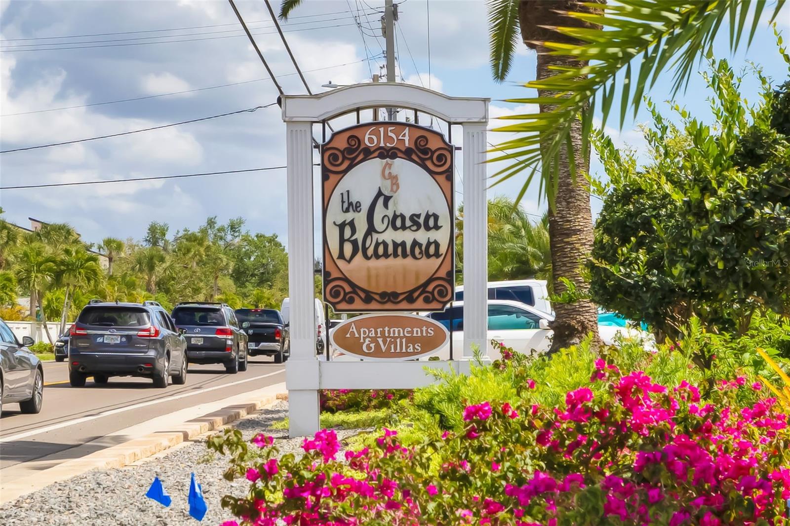 CASA BLANCA VILLAS - Residential