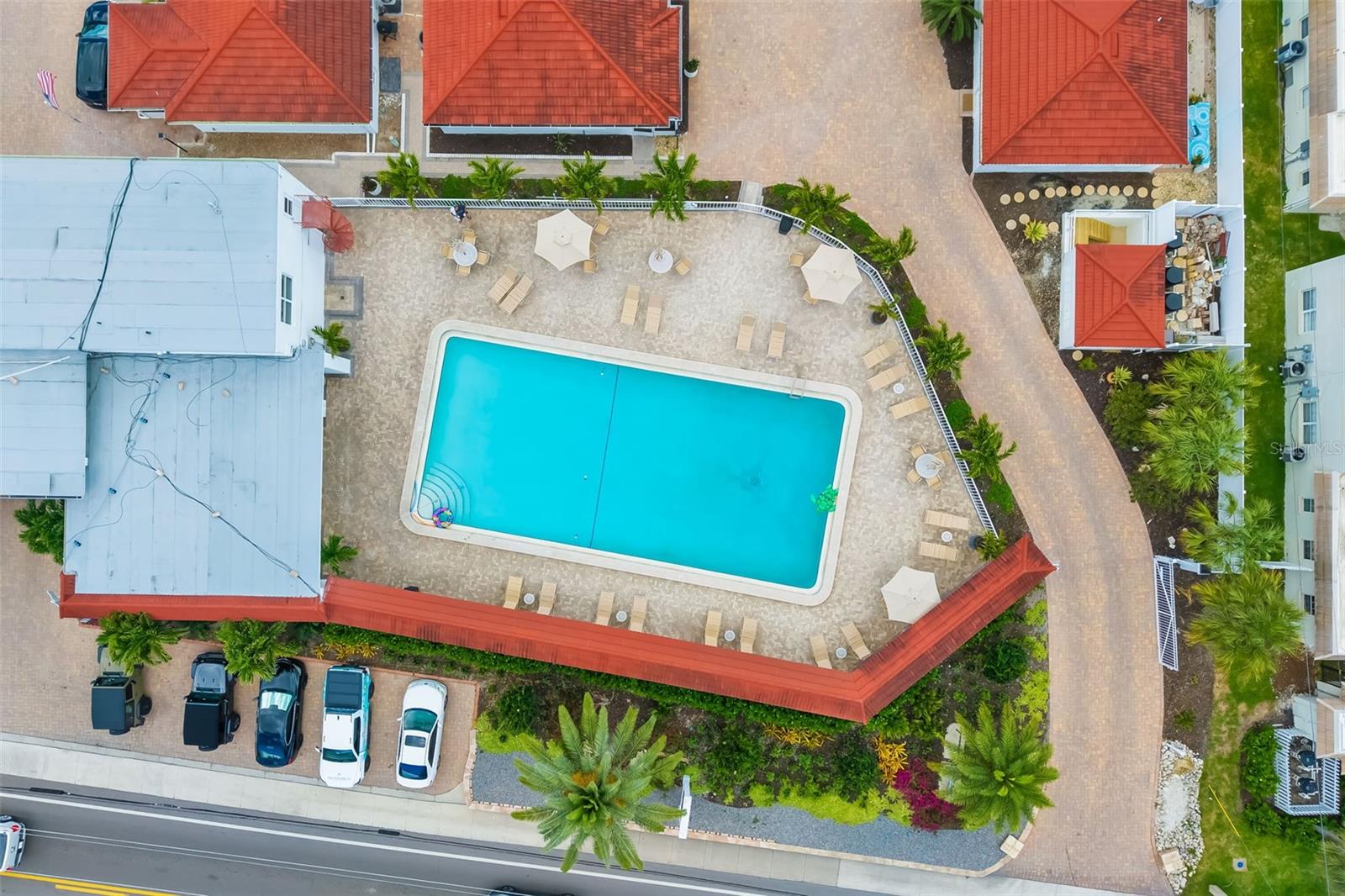 CASA BLANCA VILLAS - Residential