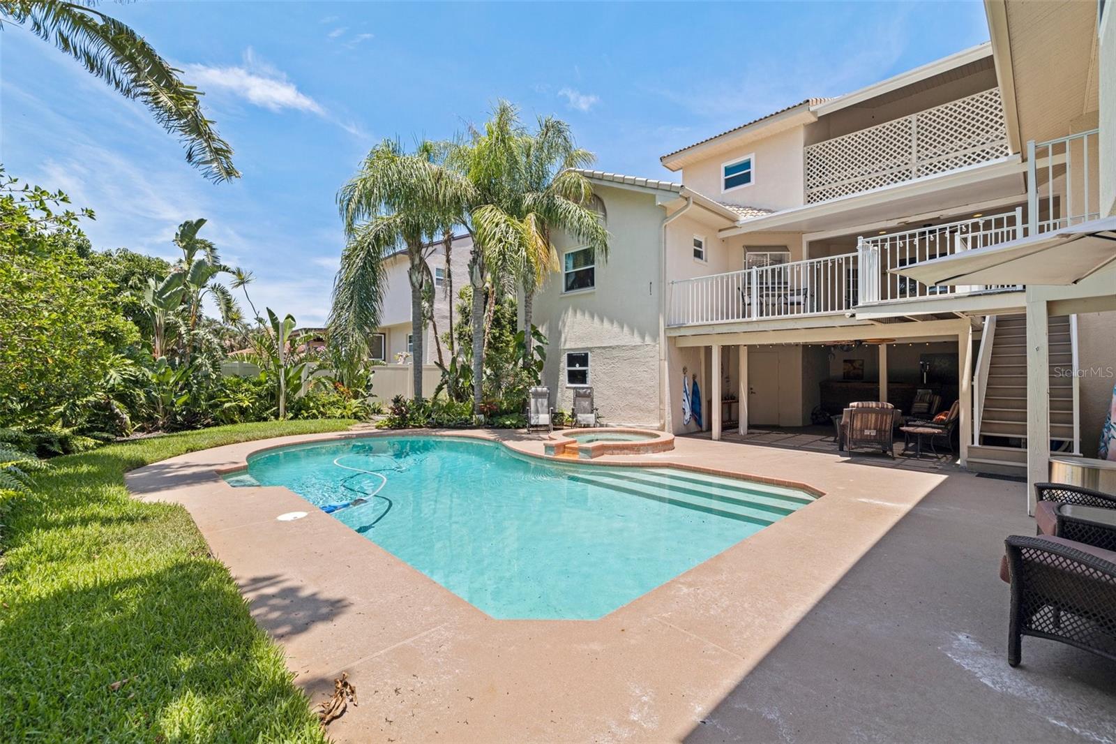 TIERRA VERDE - Residential
