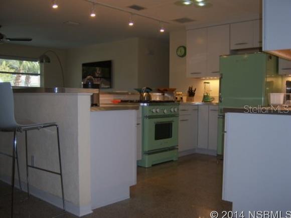 Detwilers N 650 Ft Lt 02 16 17 34 New Smyrna Beach - Residential Lease