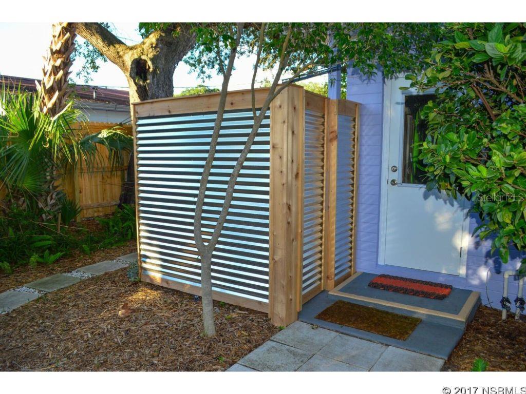 Detwilers N 650 Ft Lt 02 16 17 34 New Smyrna Beach - Residential Lease