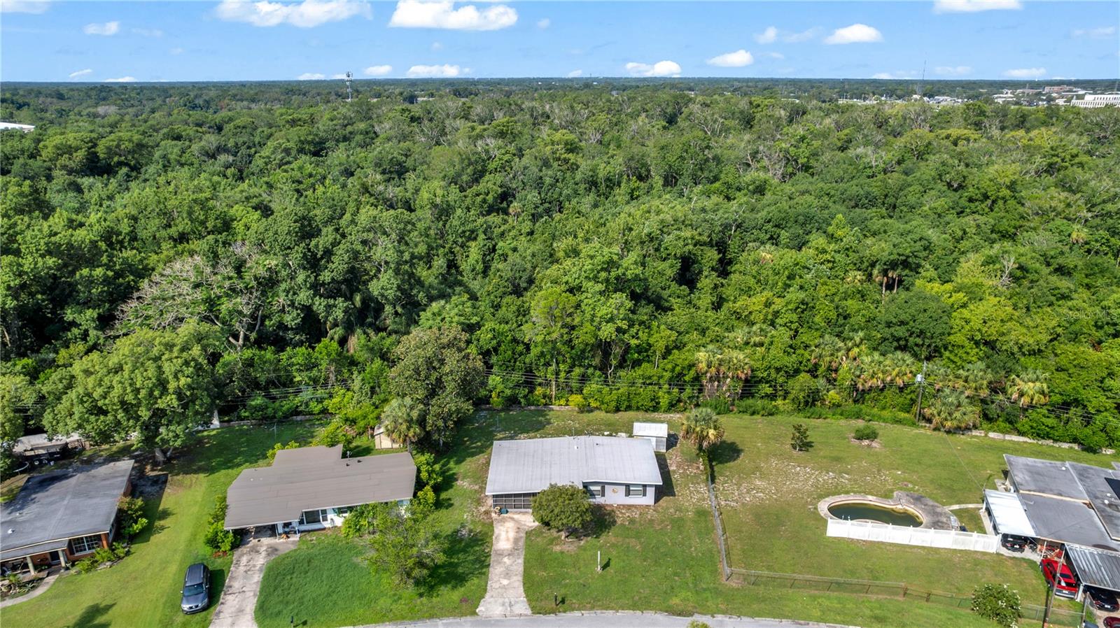 SUNLAND ESTATES - Residential