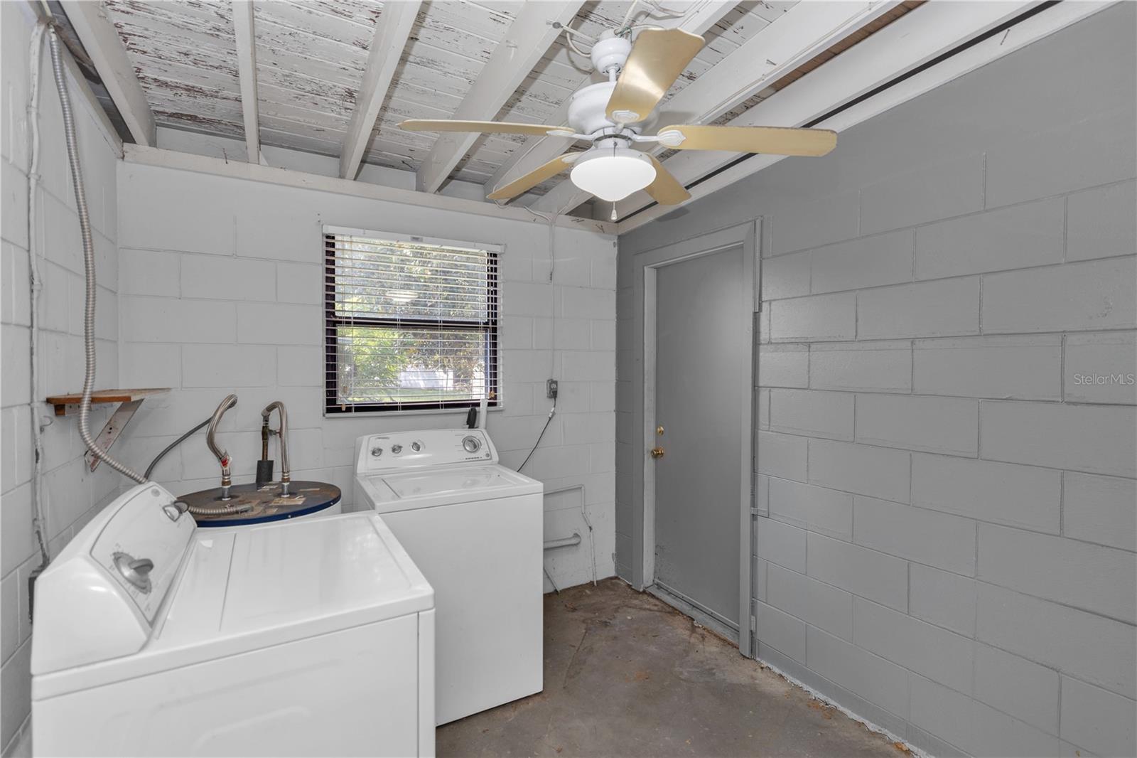 SUNLAND ESTATES - Residential