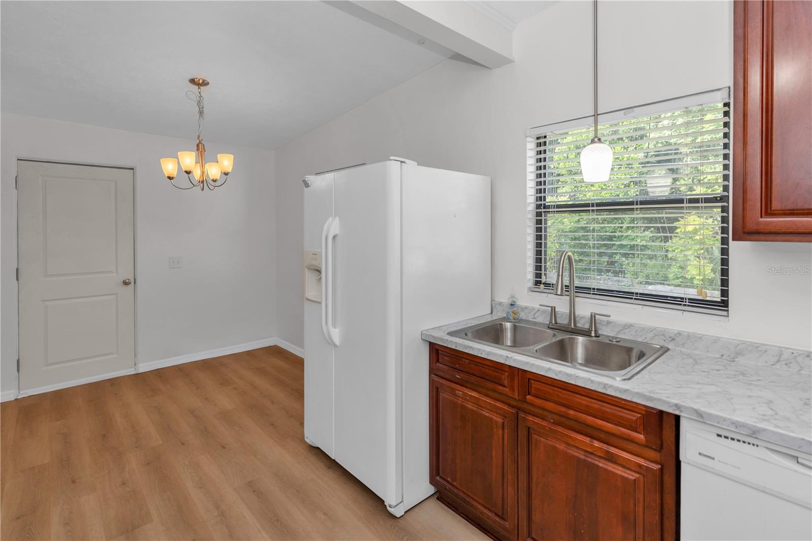 SUNLAND ESTATES - Residential