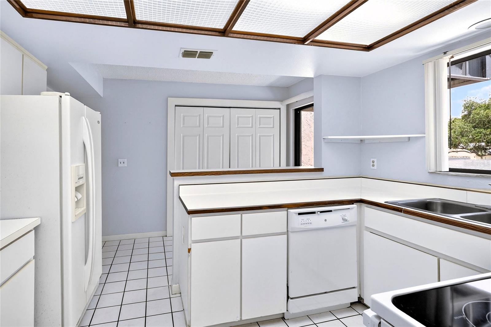 IMPERIAL PLACE A CONDO - Residential
