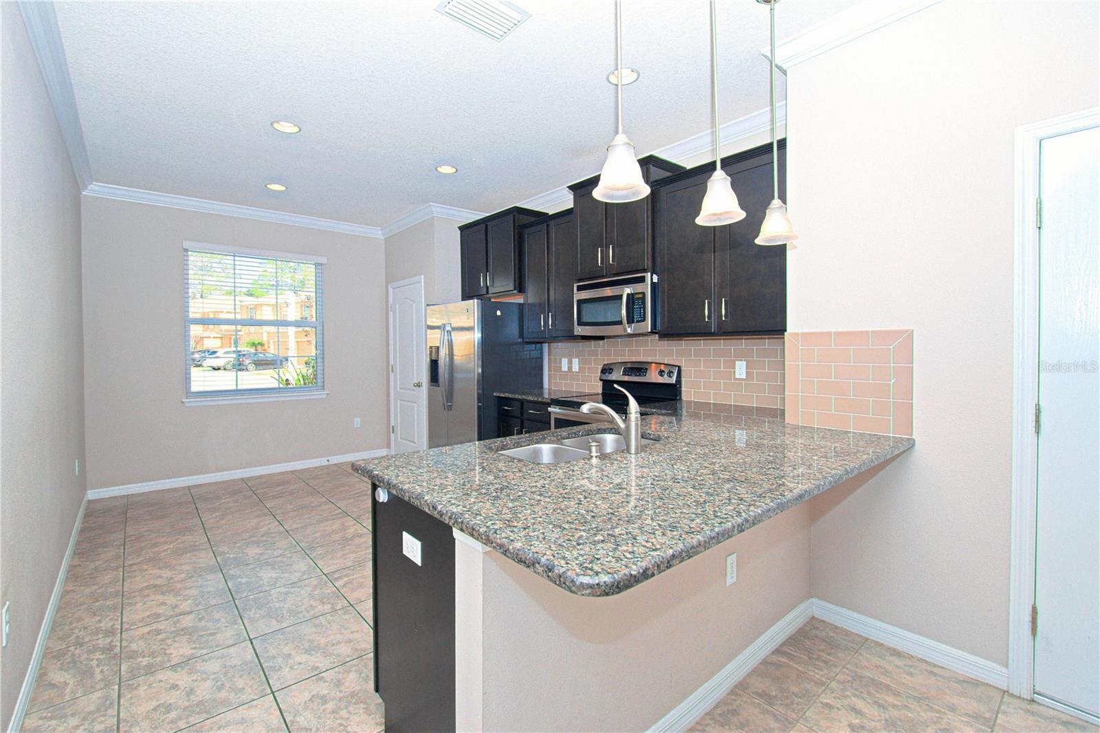 HIDDEN RIVER TWNHMS PH 1 - Residential Lease