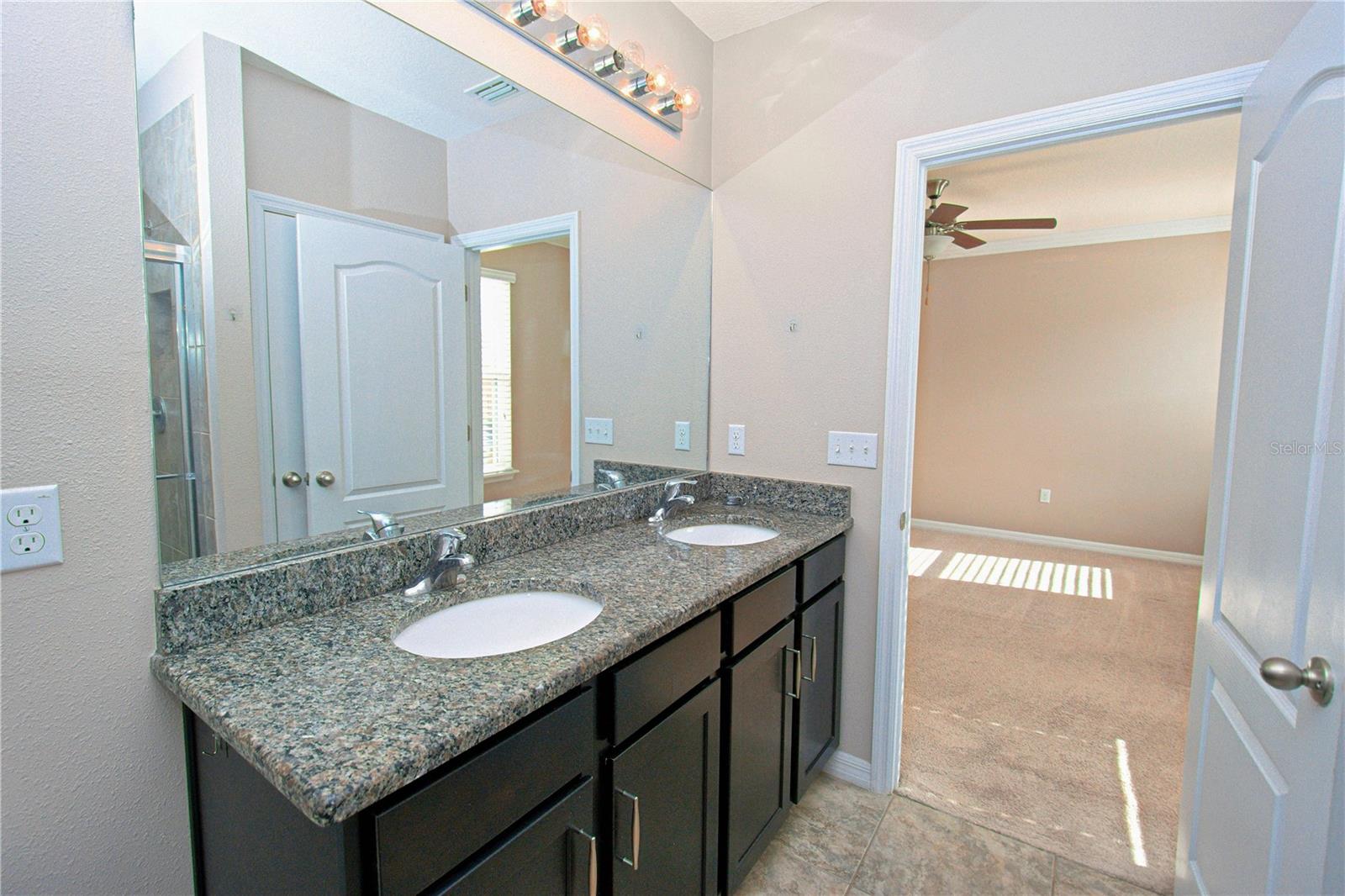 HIDDEN RIVER TWNHMS PH 1 - Residential Lease
