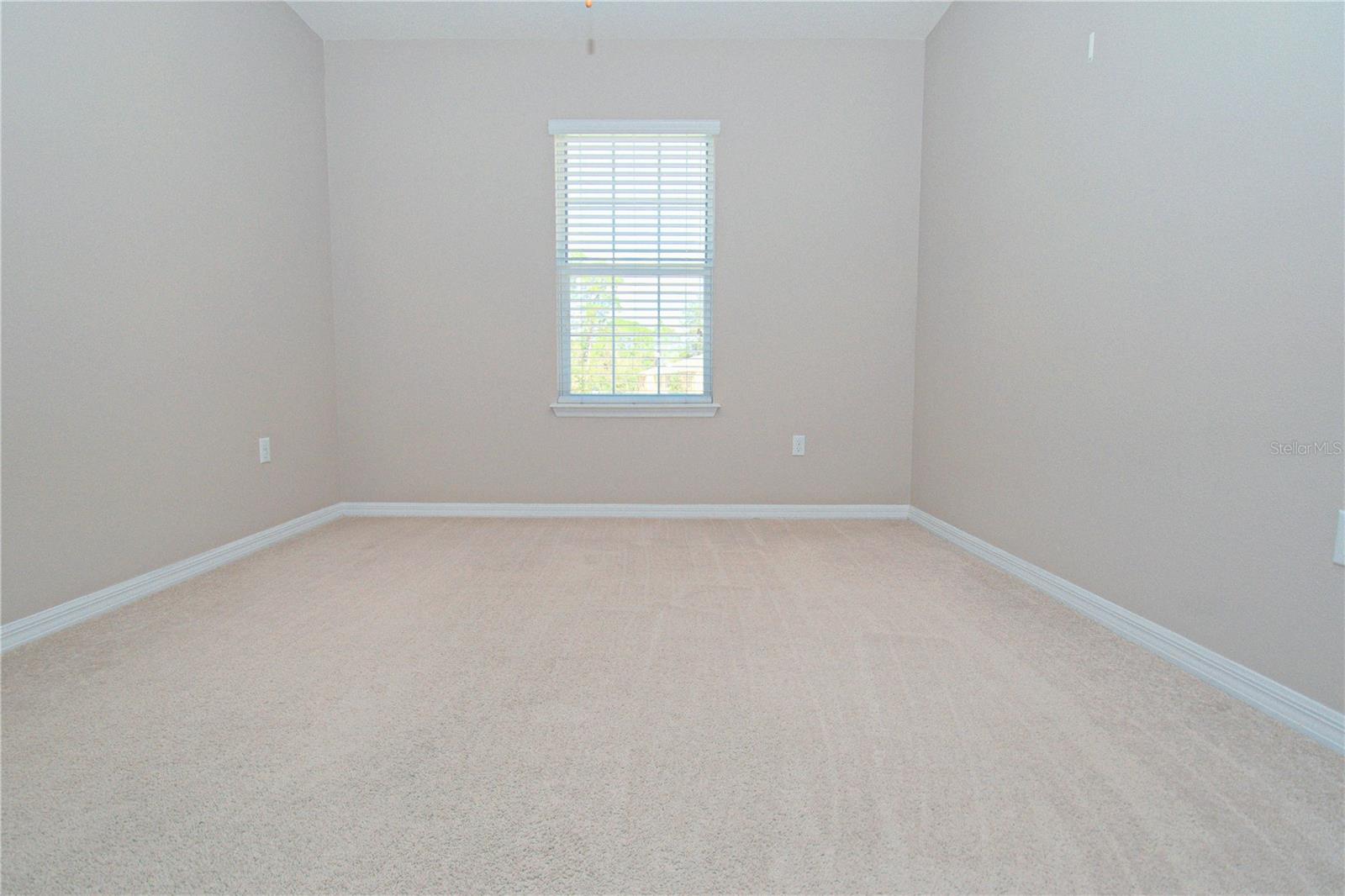 HIDDEN RIVER TWNHMS PH 1 - Residential Lease