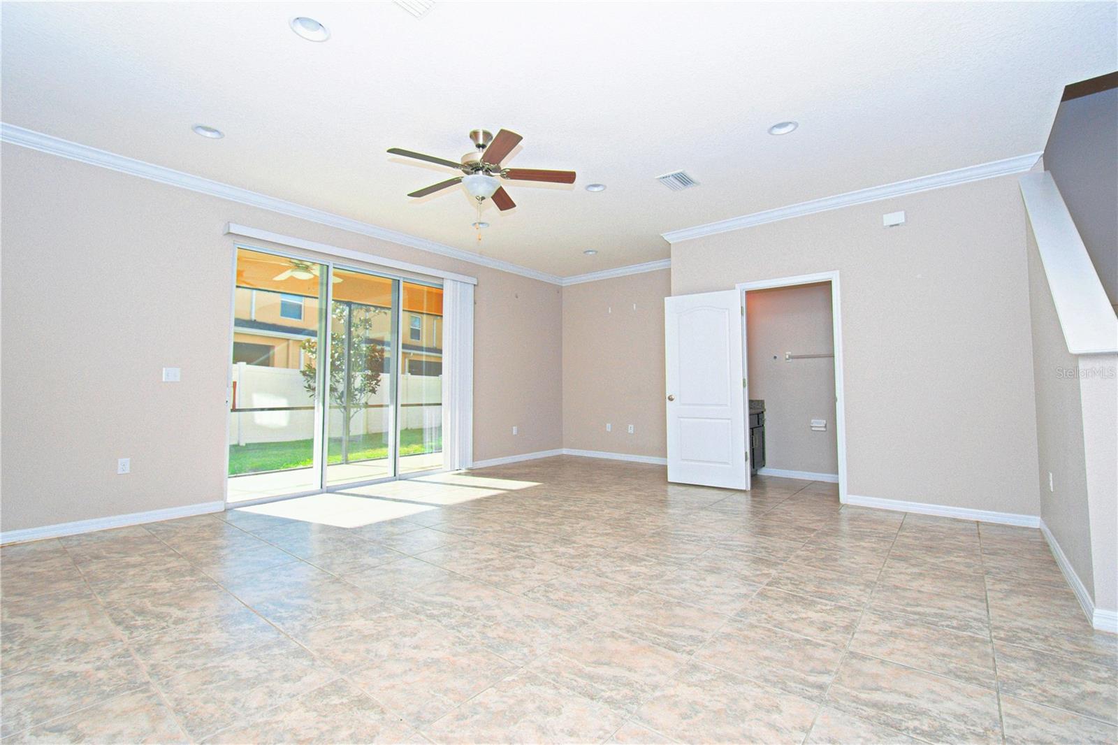 HIDDEN RIVER TWNHMS PH 1 - Residential Lease