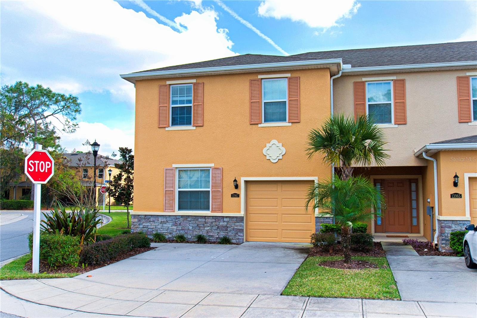 HIDDEN RIVER TWNHMS PH 1 - Residential Lease
