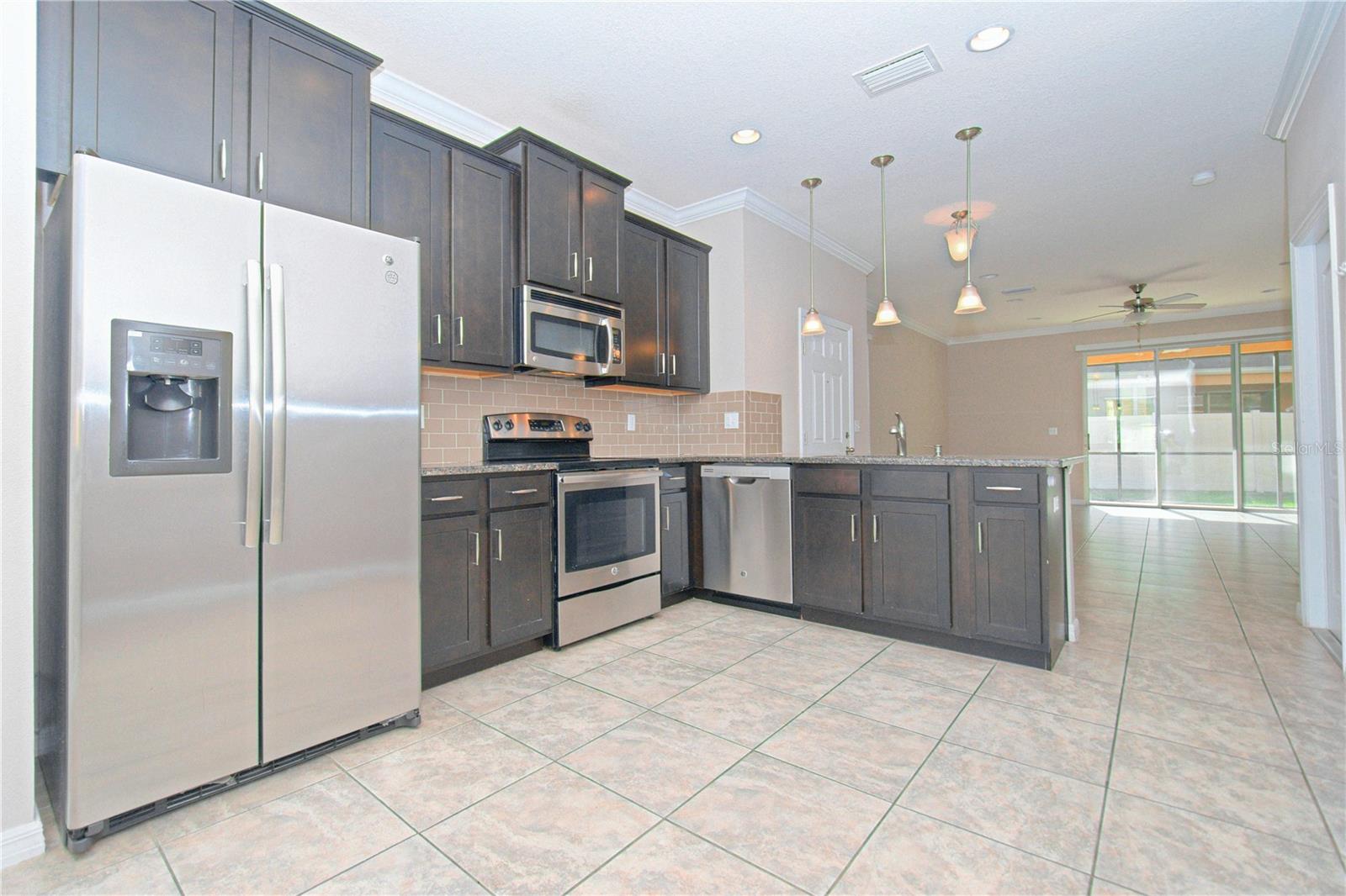 HIDDEN RIVER TWNHMS PH 1 - Residential Lease