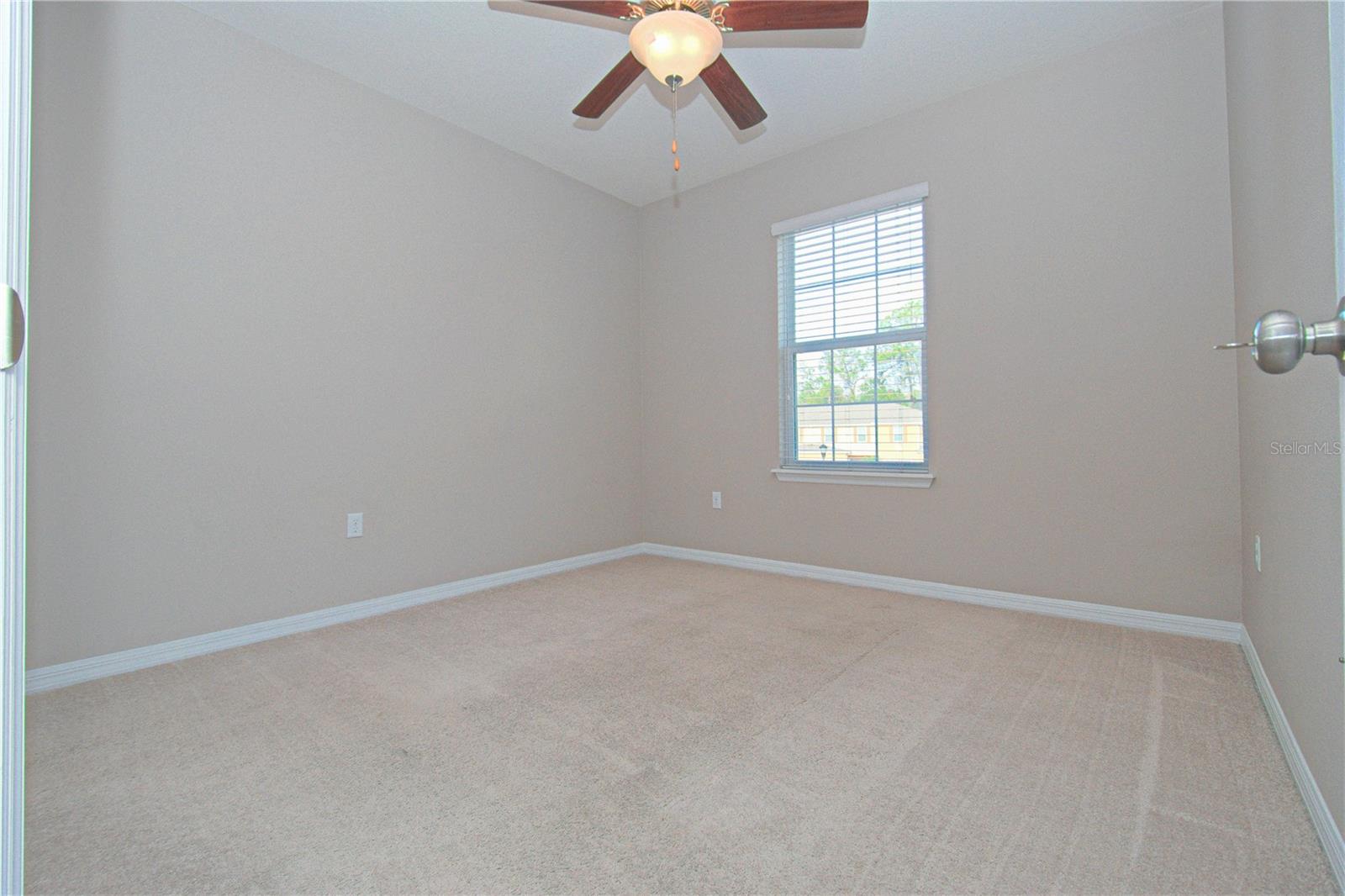 HIDDEN RIVER TWNHMS PH 1 - Residential Lease