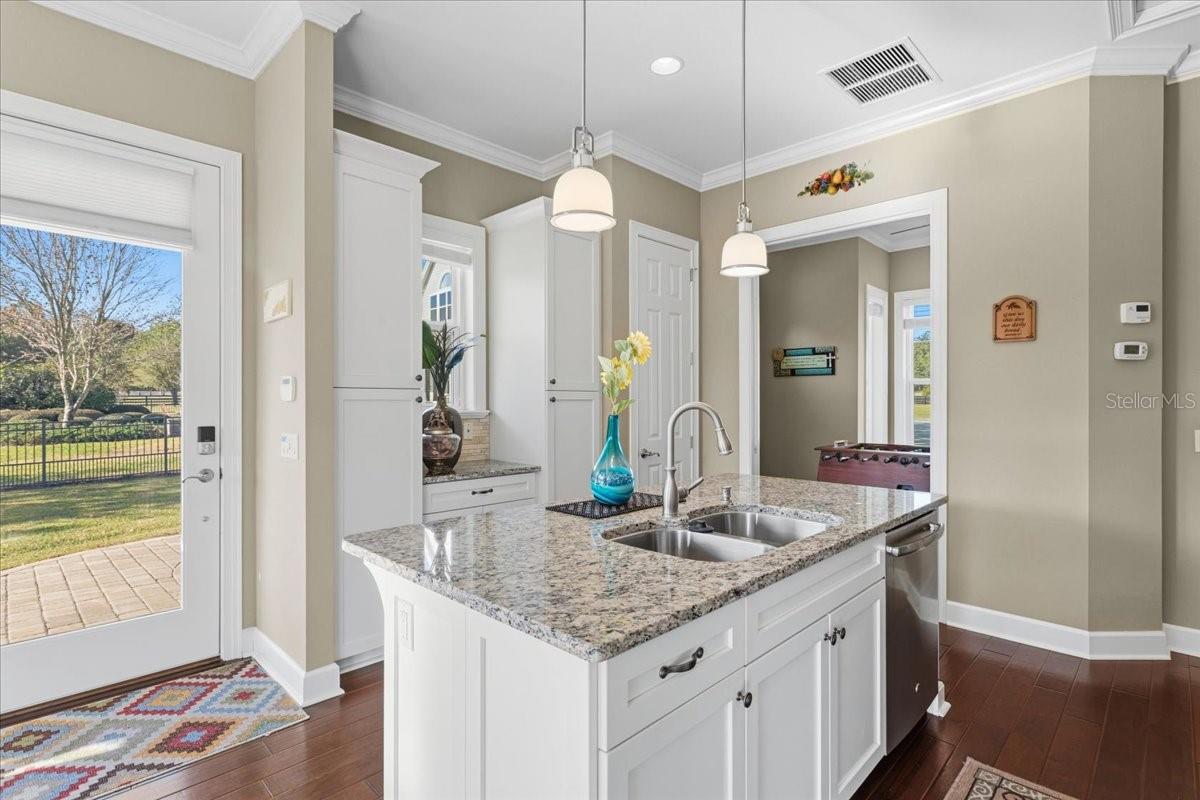 RED OAK ESTATES - Residential