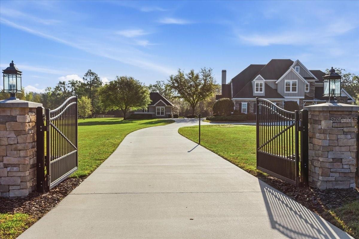 RED OAK ESTATES - Residential