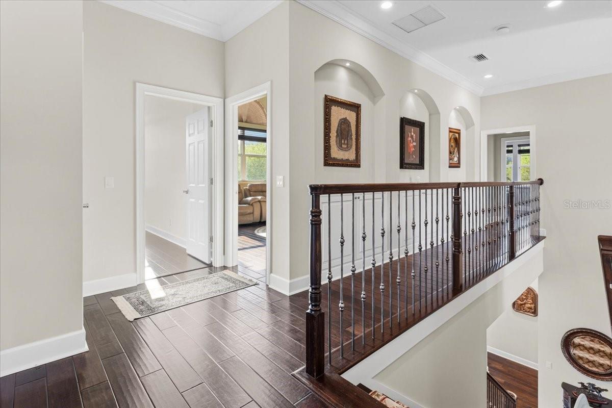 RED OAK ESTATES - Residential