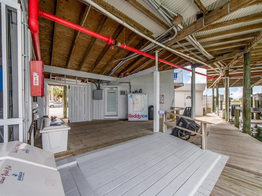 ISLAND YACHT CLUB CONDO - Residential