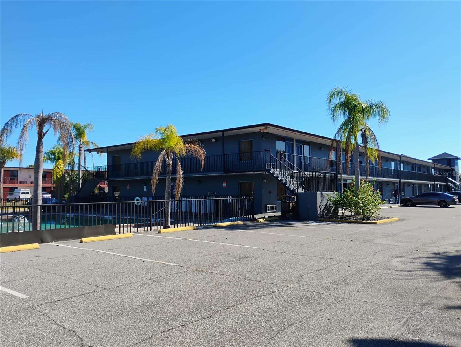 ACREAGE & UNREC - Commercial Sale