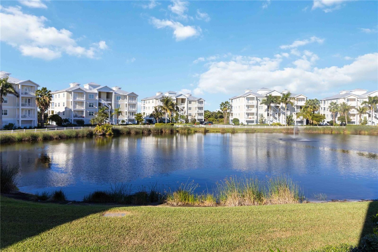 PALMA SOLA BAY CLUB PH 18B - Residential