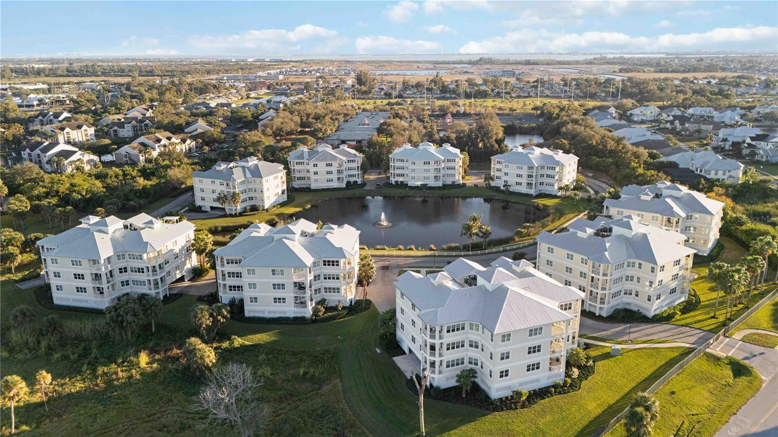 PALMA SOLA BAY CLUB PH 18B - Residential