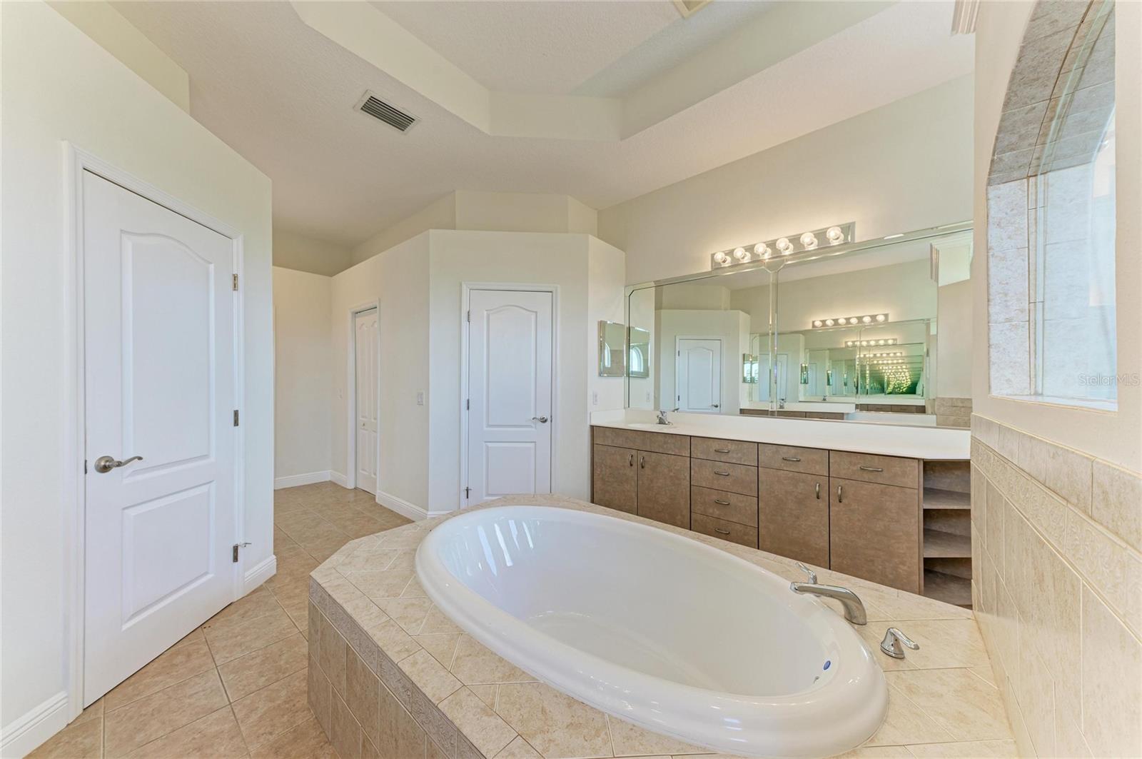 FOXBROOK PH III A - Residential