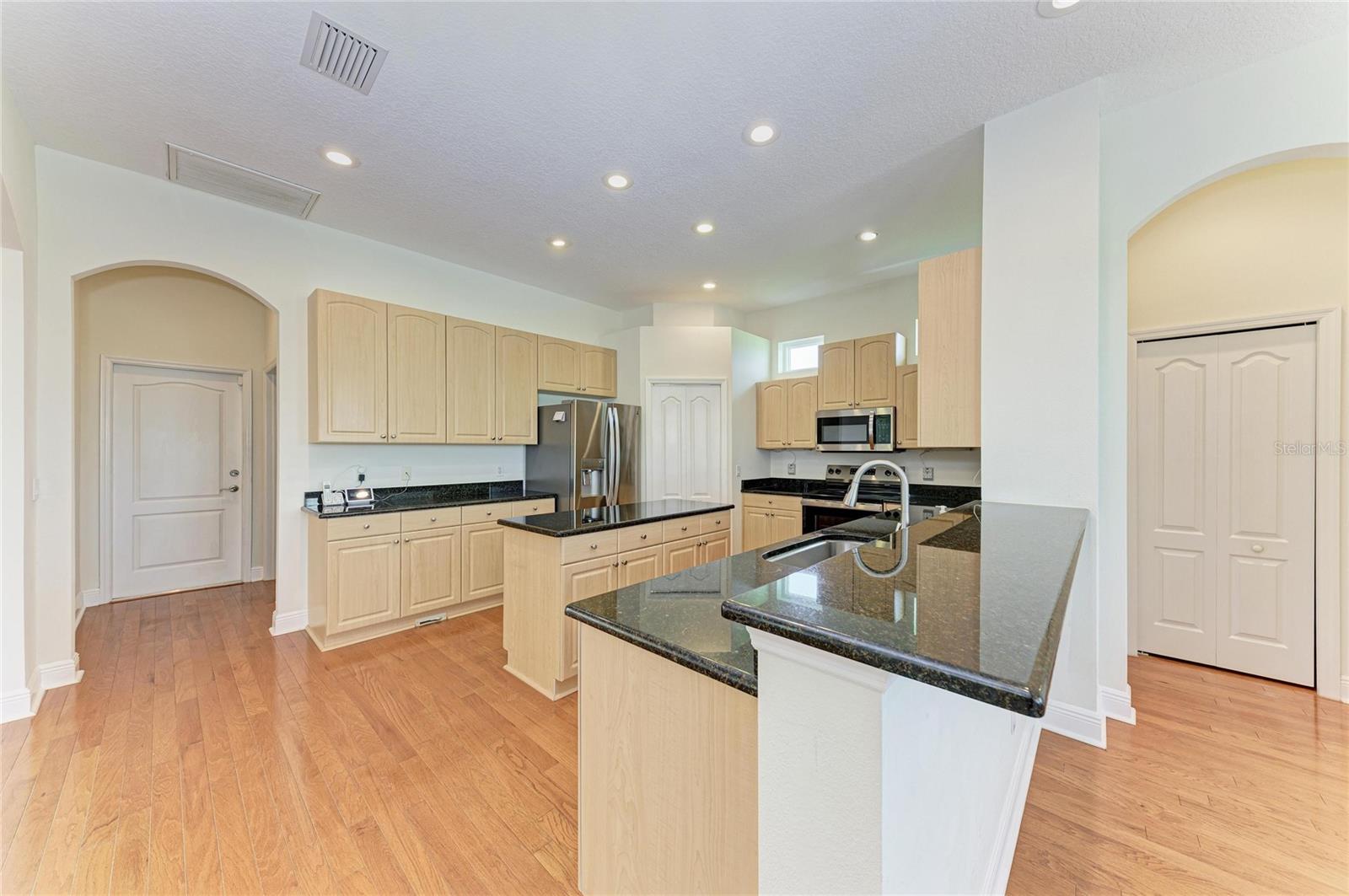 FOXBROOK PH III A - Residential
