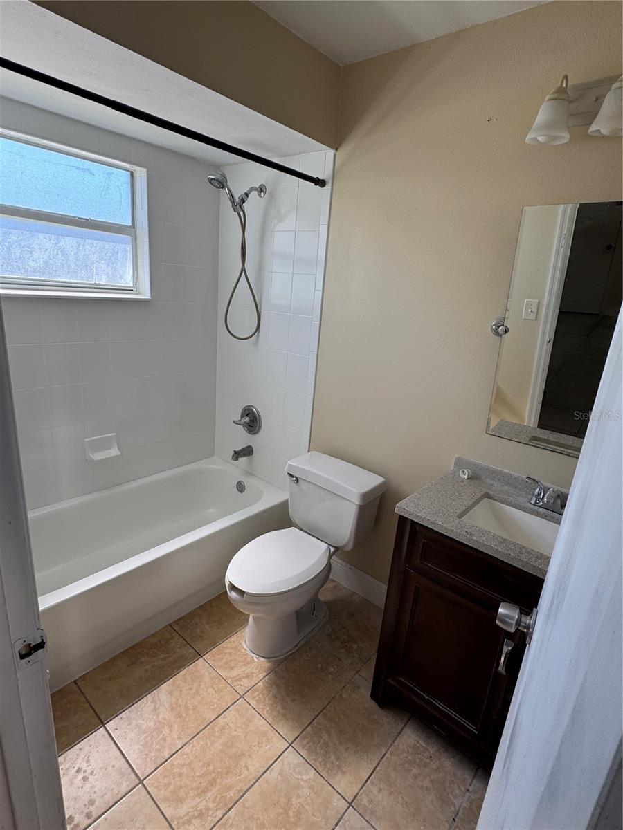 HARBOR TOWN PH 2 - Residential Lease