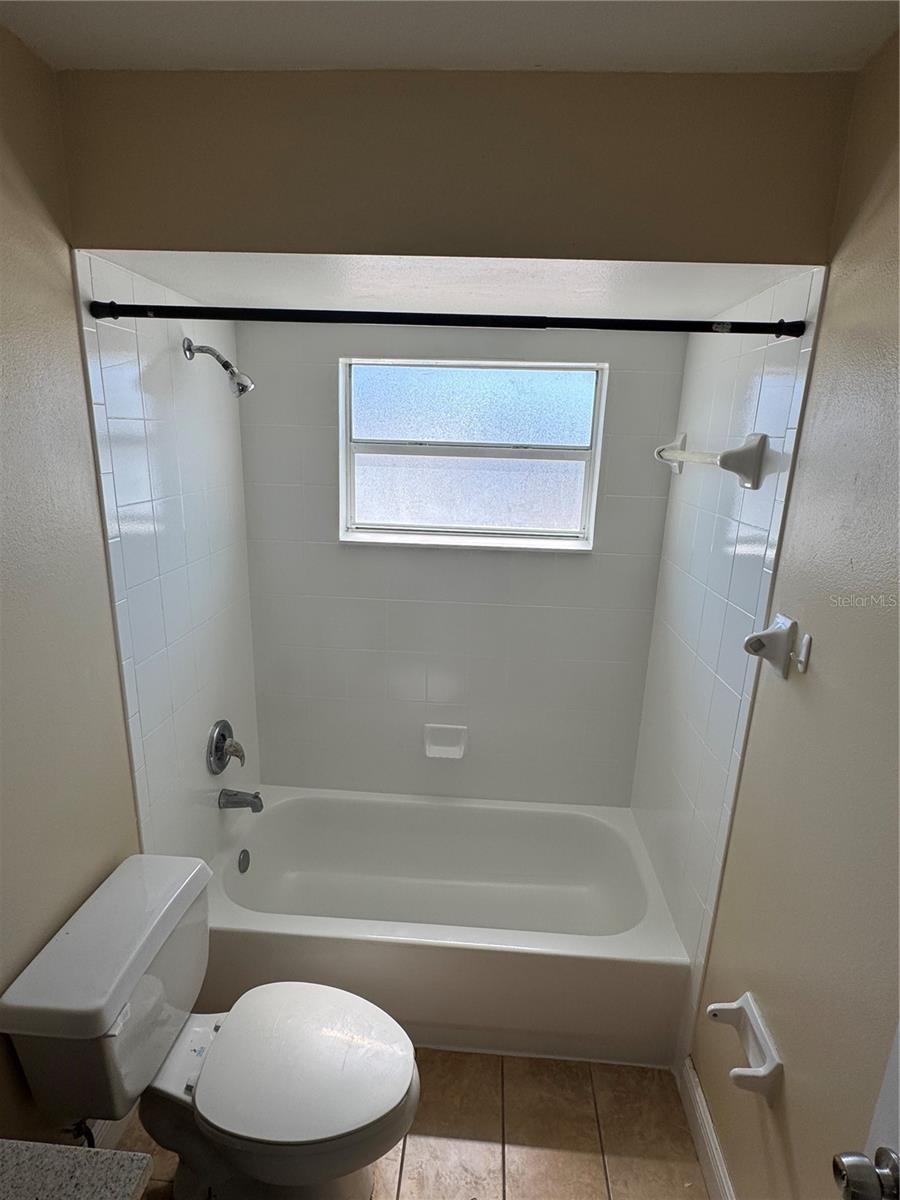 HARBOR TOWN PH 2 - Residential Lease