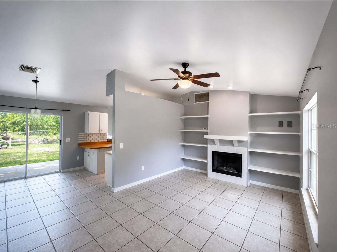 SILVER SPGS SHORES 21 - Residential