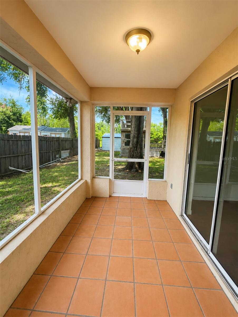 SILVER SPGS SHORES 21 - Residential