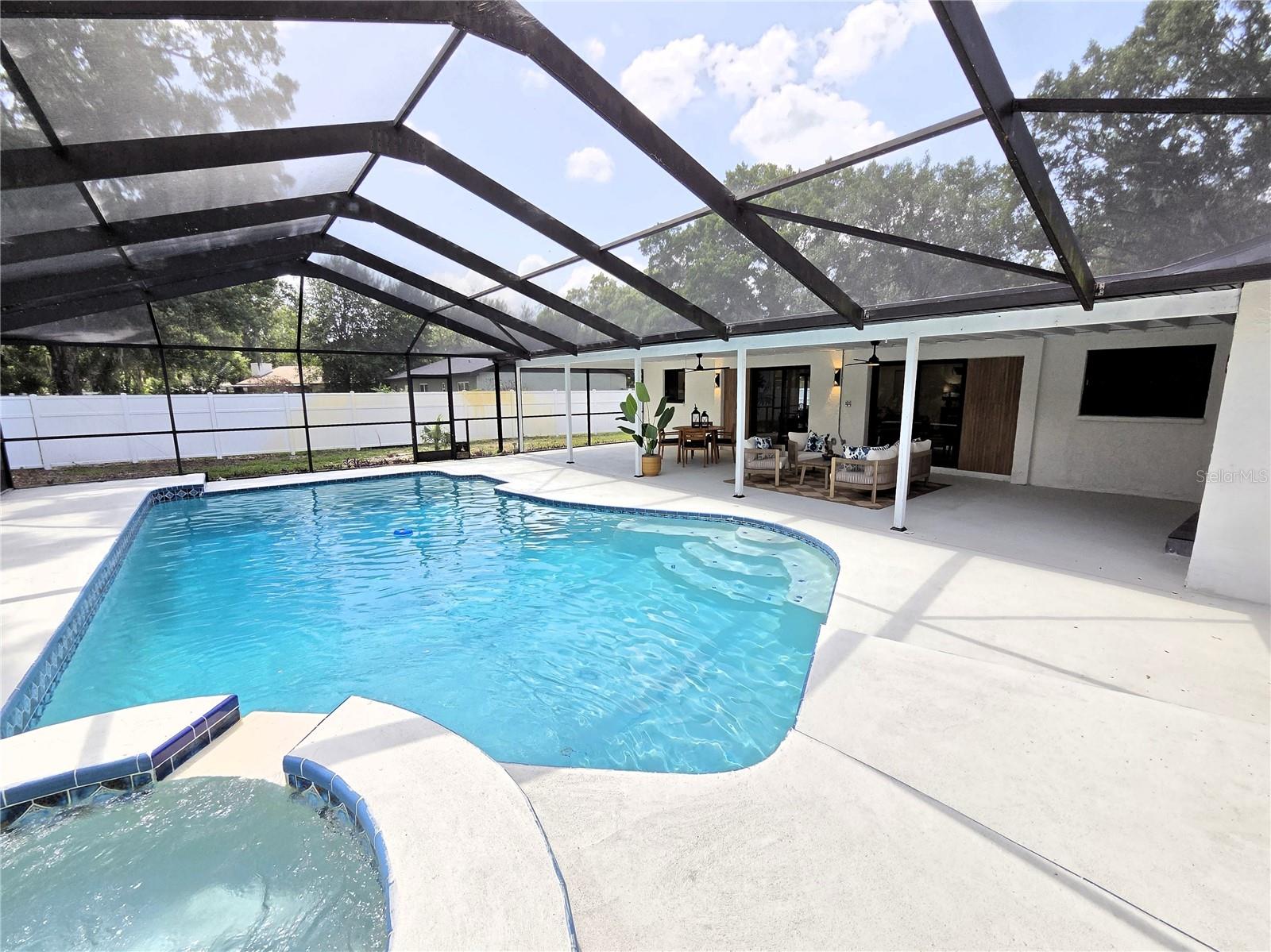 LAKE PADGETT ESTATES - Residential