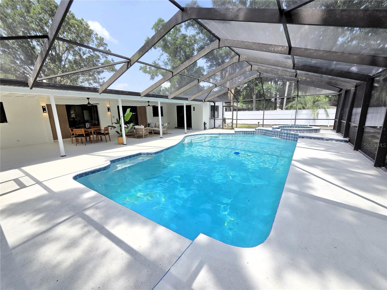 LAKE PADGETT ESTATES - Residential