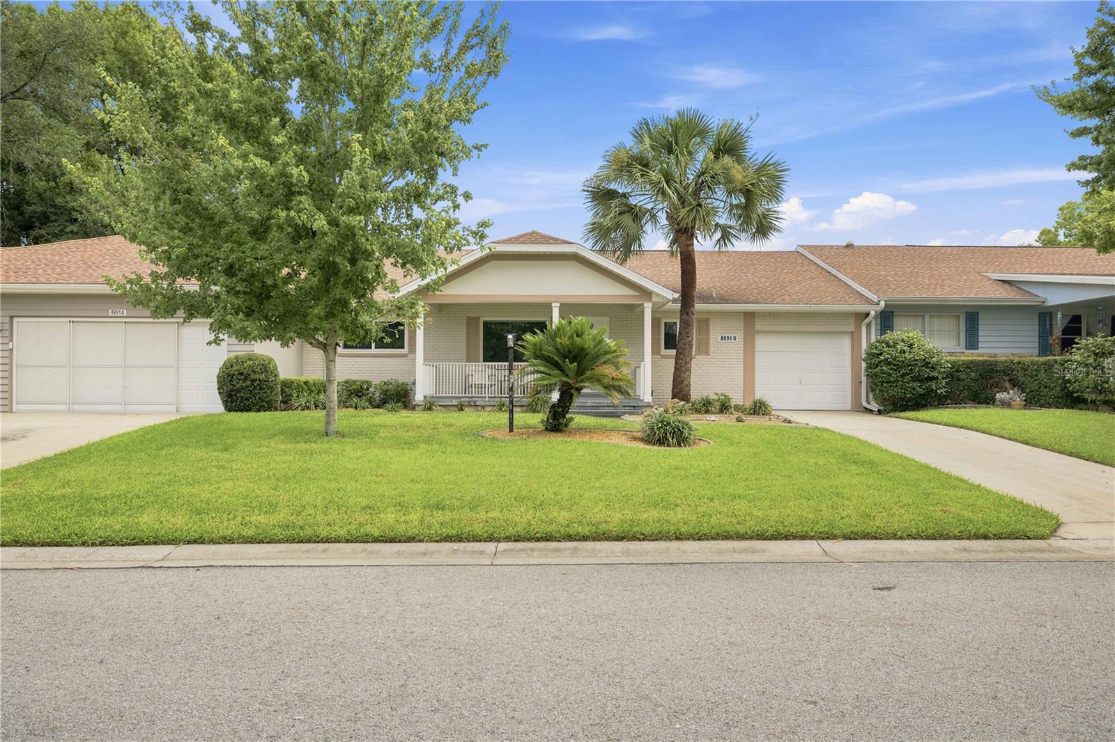 CIRCLE SQUARE WOODS - Residential