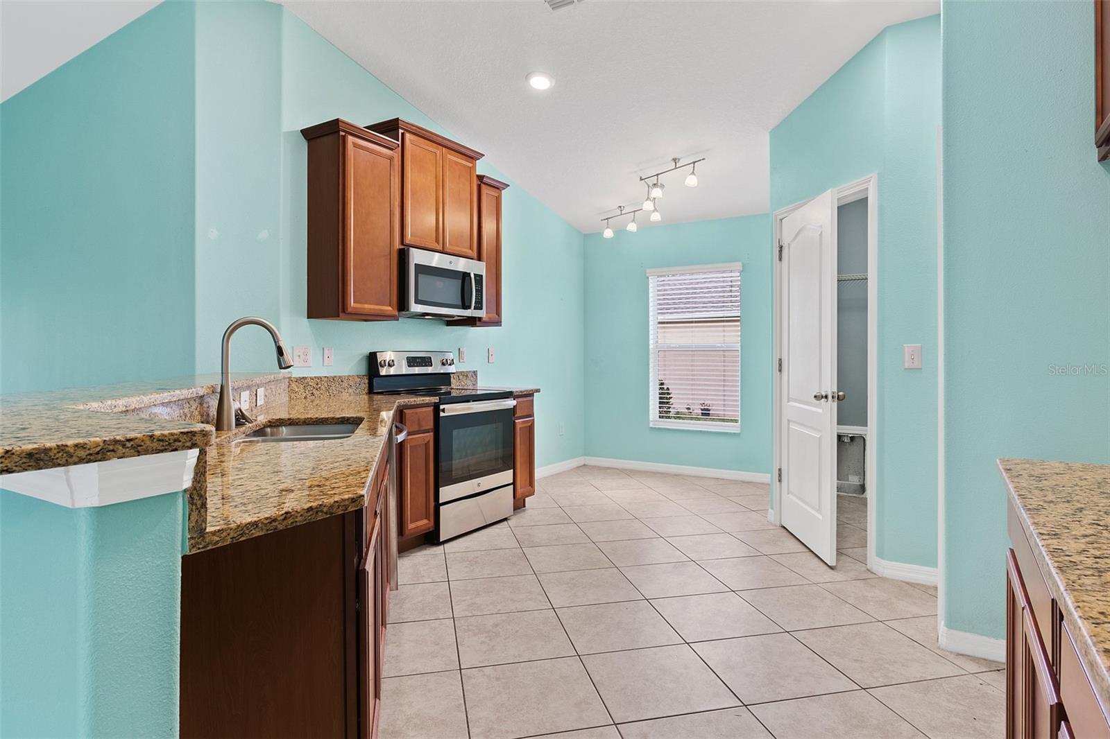 BRIAR OAKS VILLAGE 2 - Residential