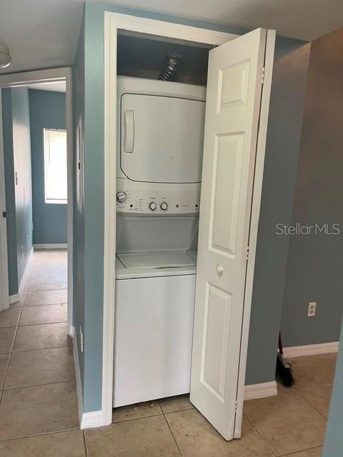 VILLA DEL SOL/MDW WOODS CONDO - Residential