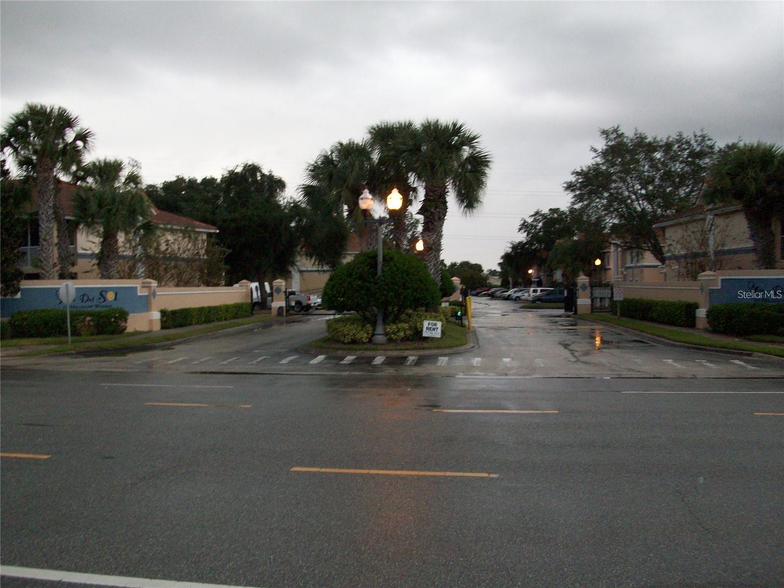 VILLA DEL SOL/MDW WOODS CONDO - Residential
