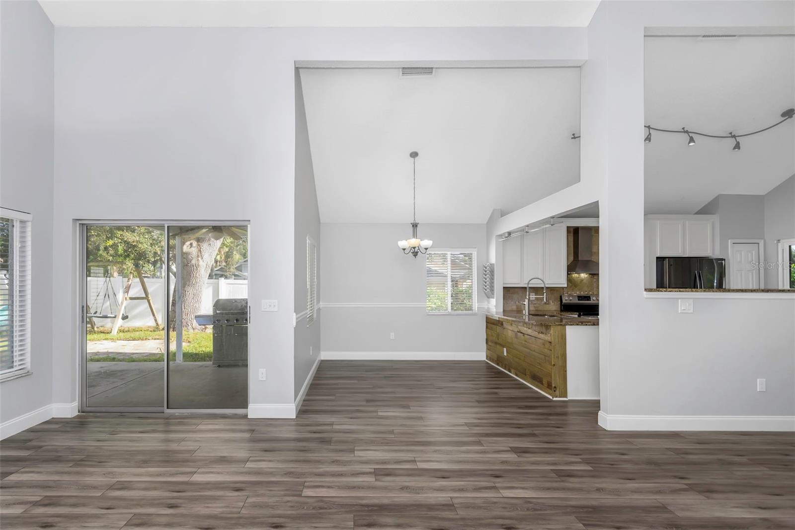 VILLAGE AT BENTLEY PARK PH II TR B - Residential
