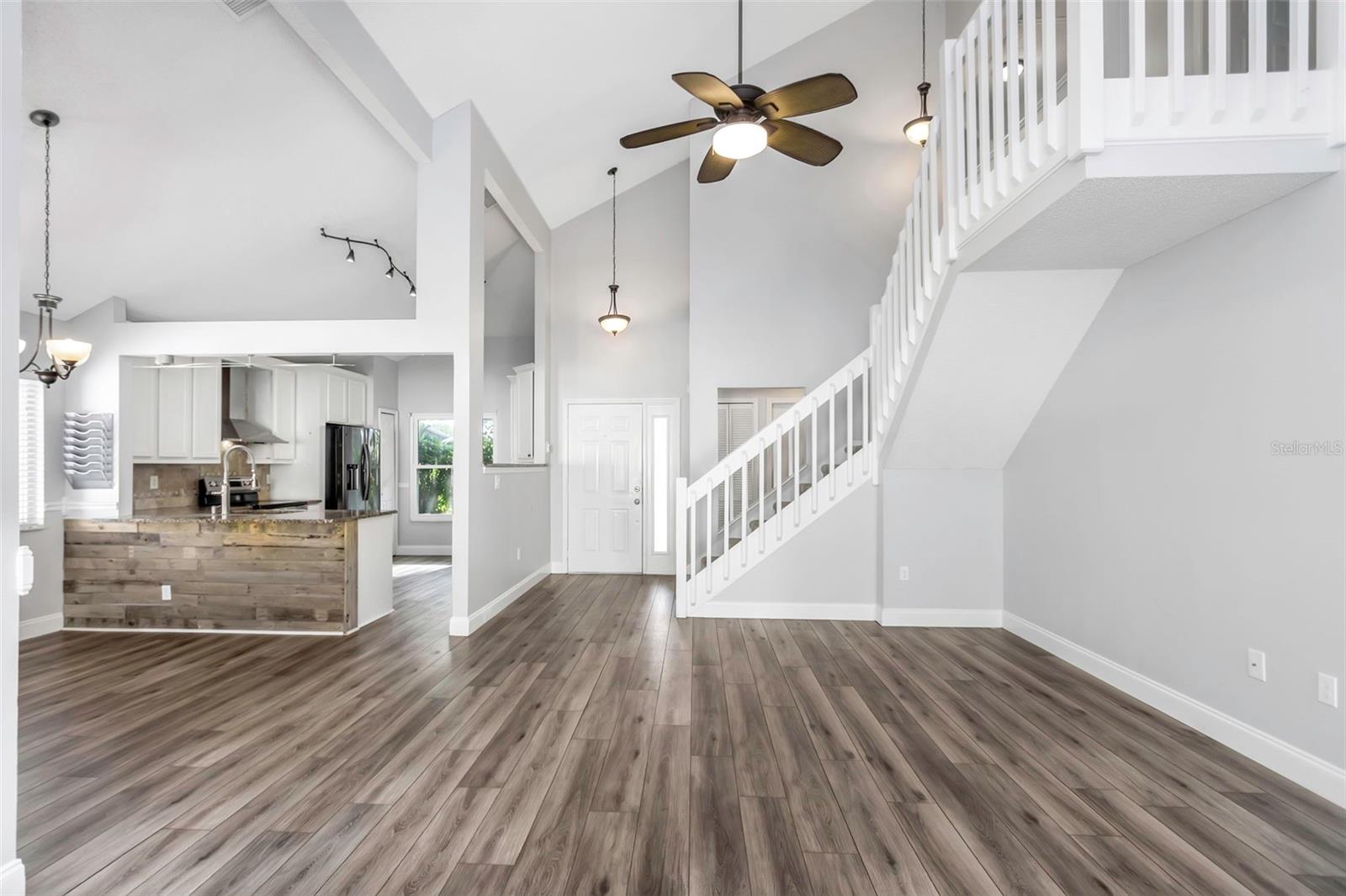 VILLAGE AT BENTLEY PARK PH II TR B - Residential