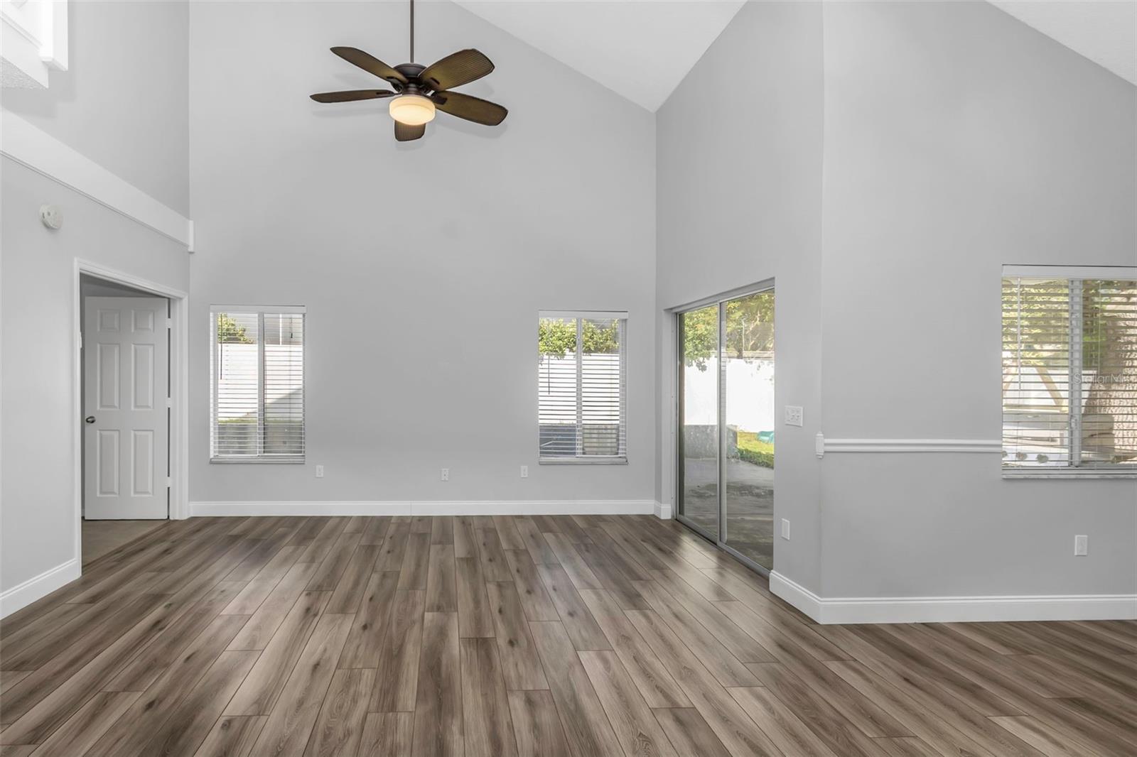 VILLAGE AT BENTLEY PARK PH II TR B - Residential