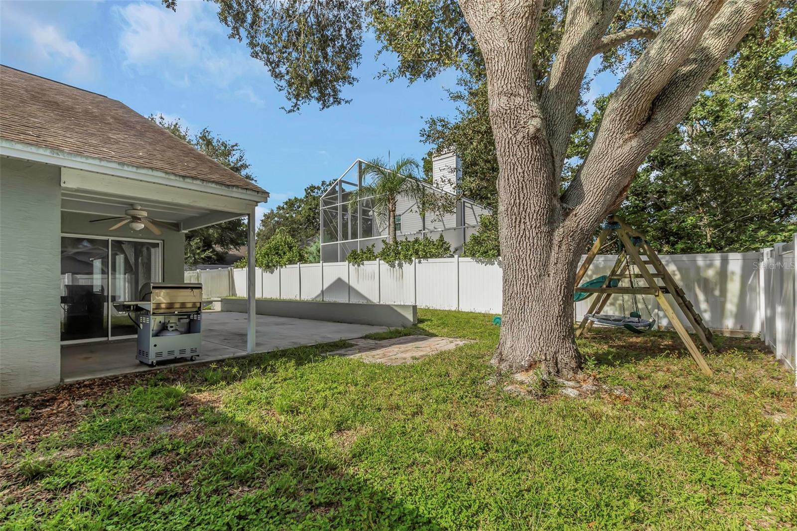 VILLAGE AT BENTLEY PARK PH II TR B - Residential