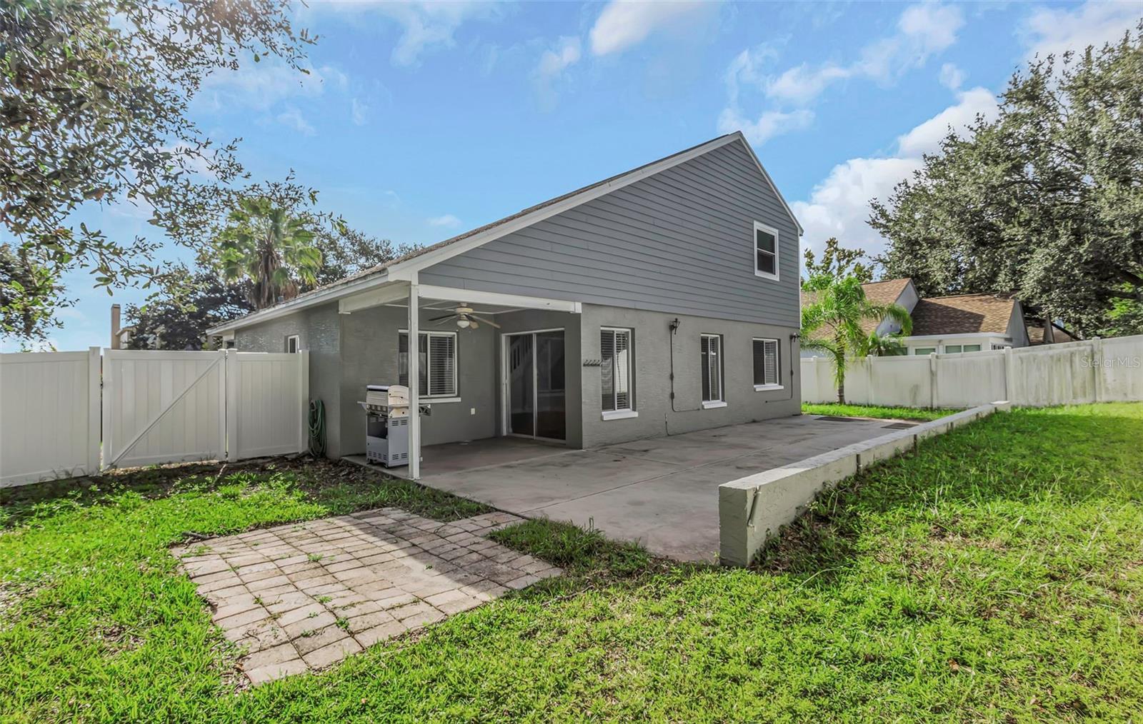 VILLAGE AT BENTLEY PARK PH II TR B - Residential