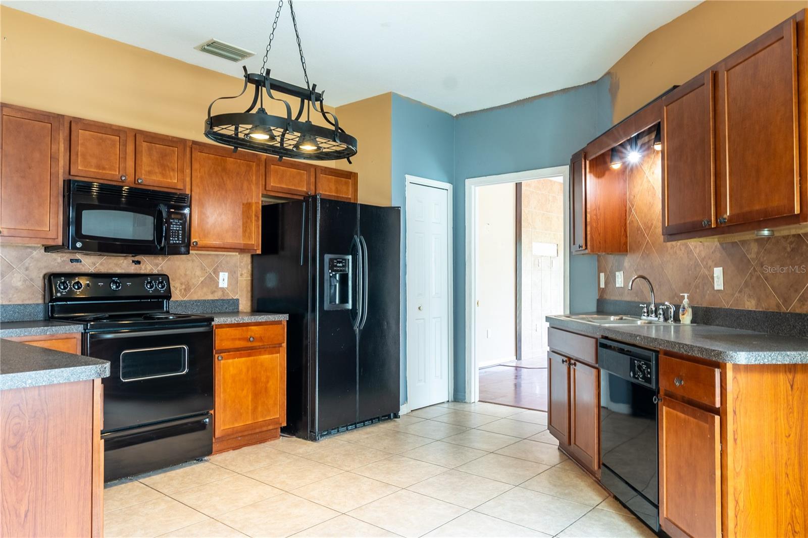 SPRING RIDGE - Residential