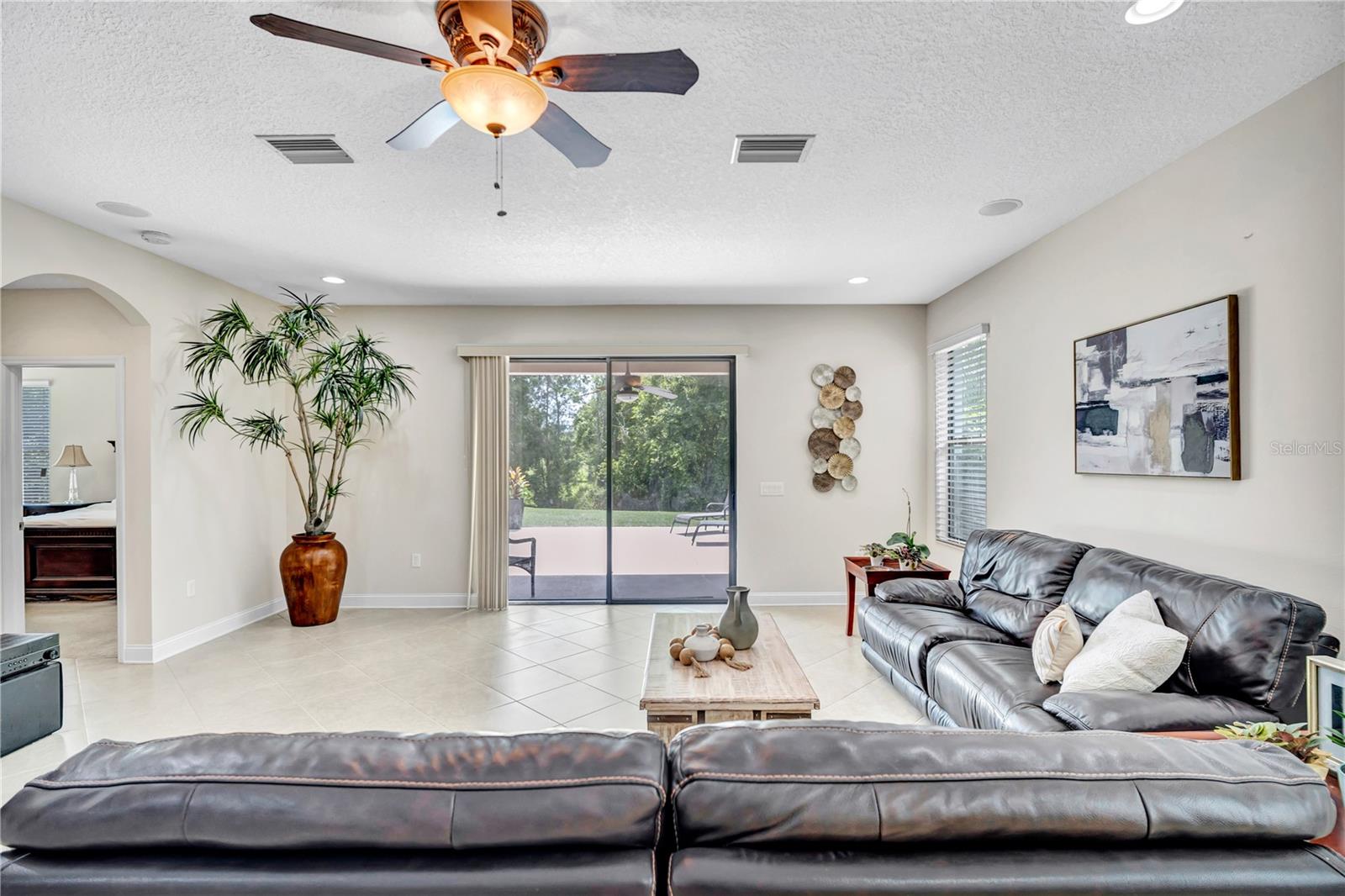 GRAND HAMPTON PH 4 - Residential