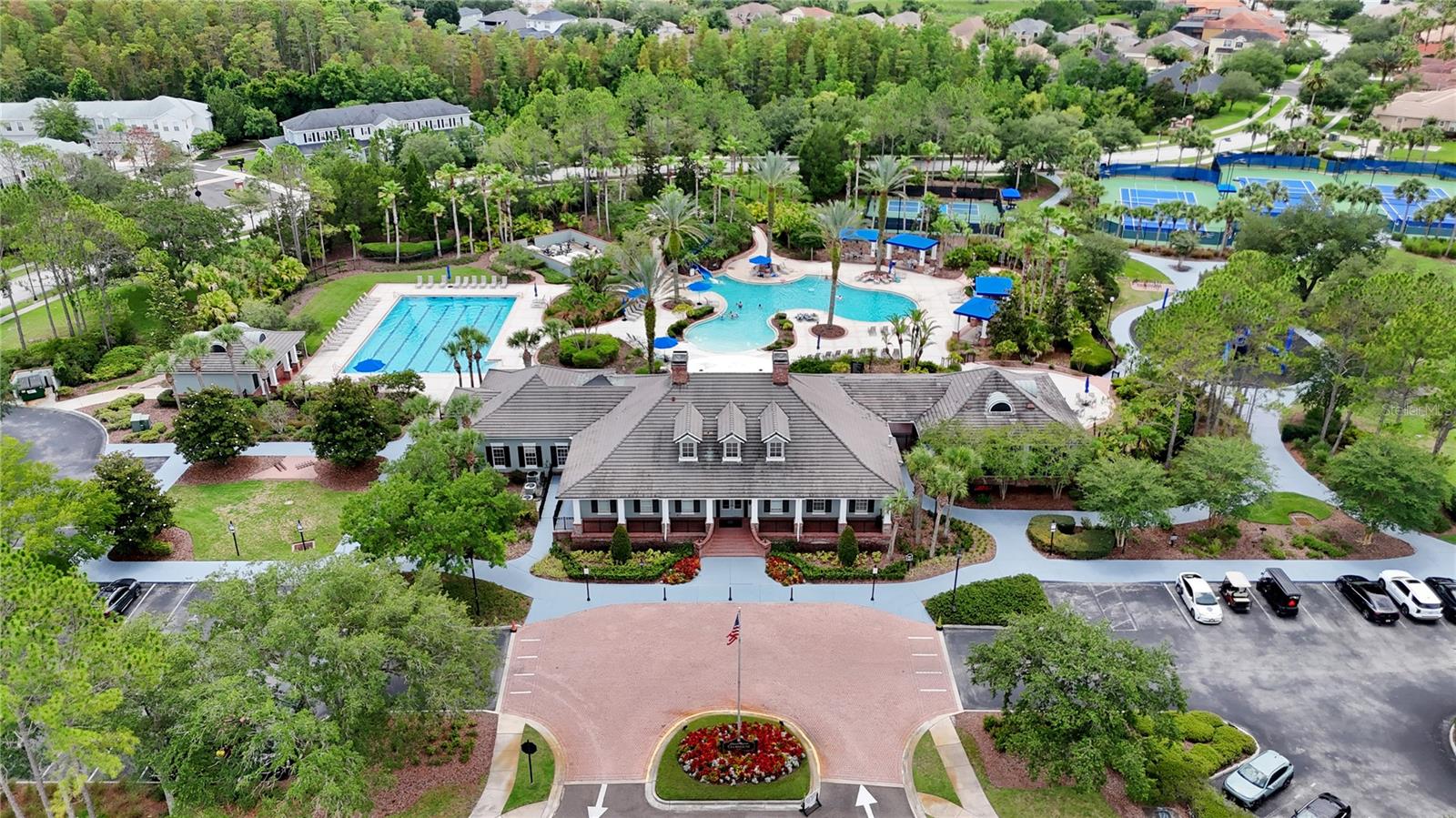 GRAND HAMPTON PH 4 - Residential