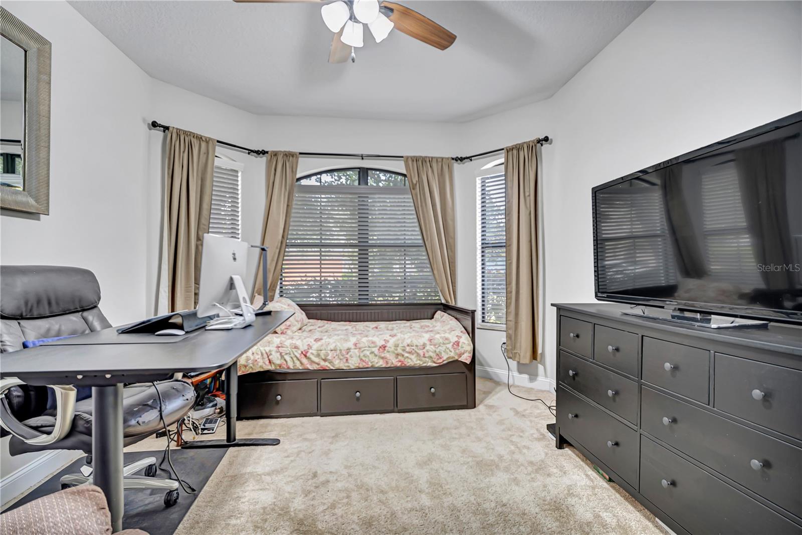 GRAND HAMPTON PH 4 - Residential