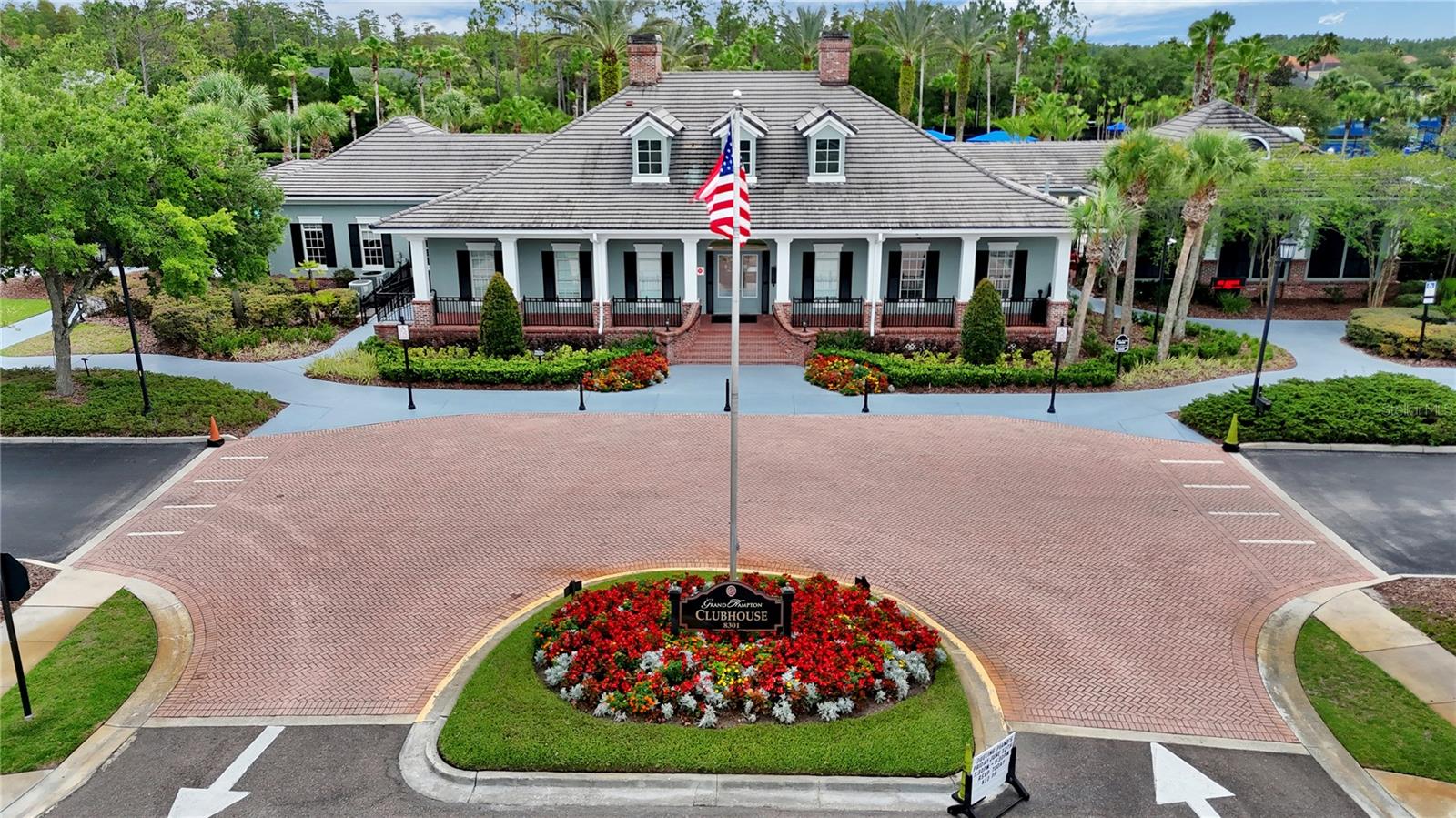 GRAND HAMPTON PH 4 - Residential