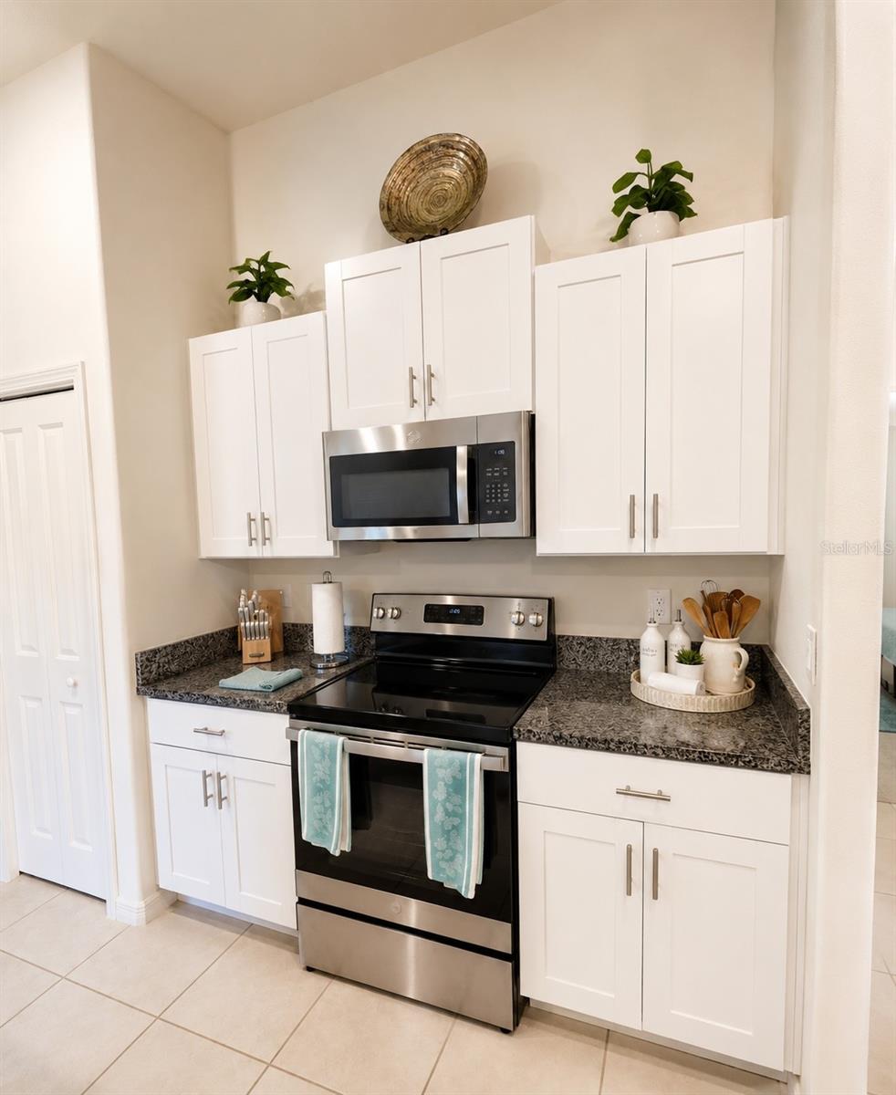EPPERSON MANORS - Residential